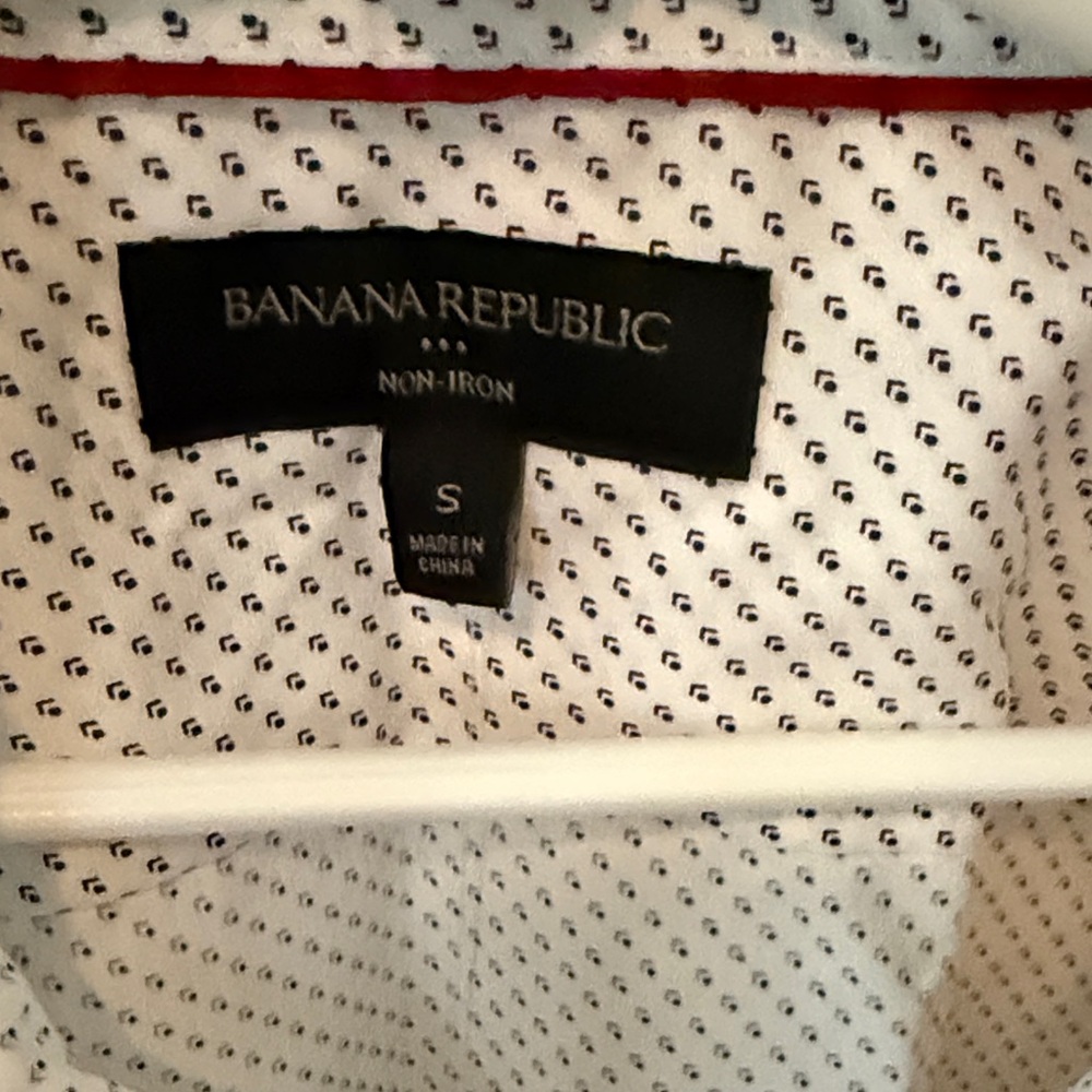 Men’s Banana Republic White Geometric Dress Shirt. Size S. Never wore. Tags on - Picture 3 of 12